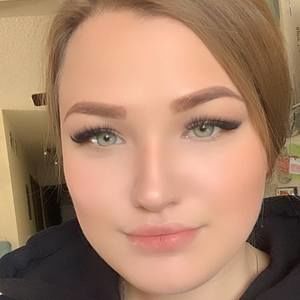 Meet your Posher, Dasha